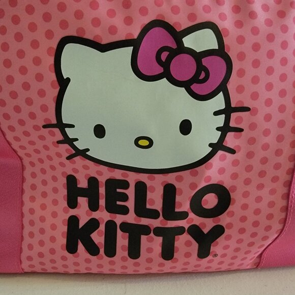 Hello Kitty Duffle 3 Piece Set (Duffle bag, bum bag, and bow luggage tag) - Picture 3 of 11